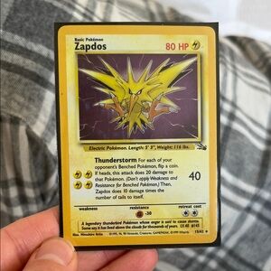 Zapdos Pokémon Card